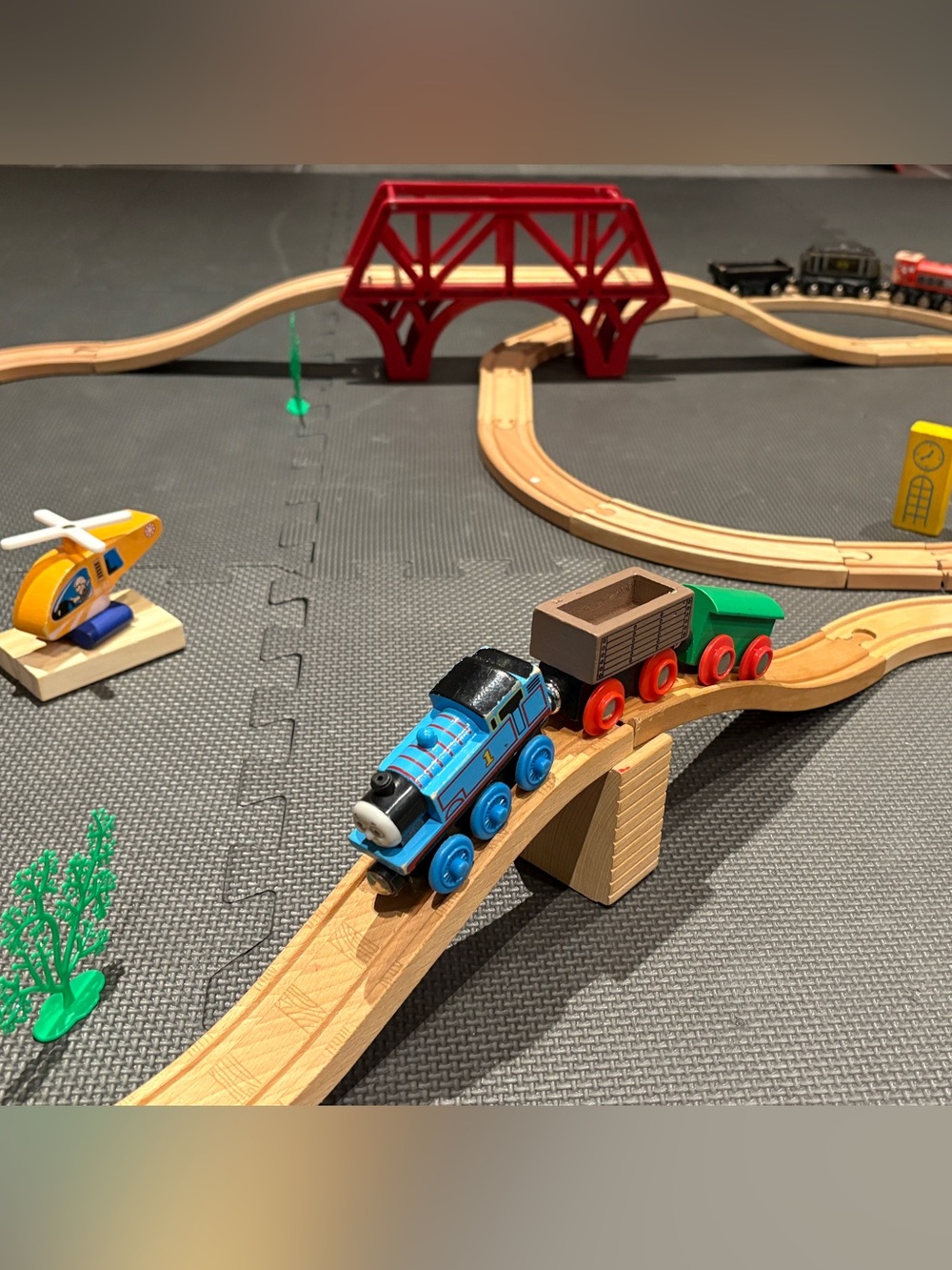 Vintage Thomas Train, helicopter, cargo cars, engine, Truss bridge, &Wood Tracks